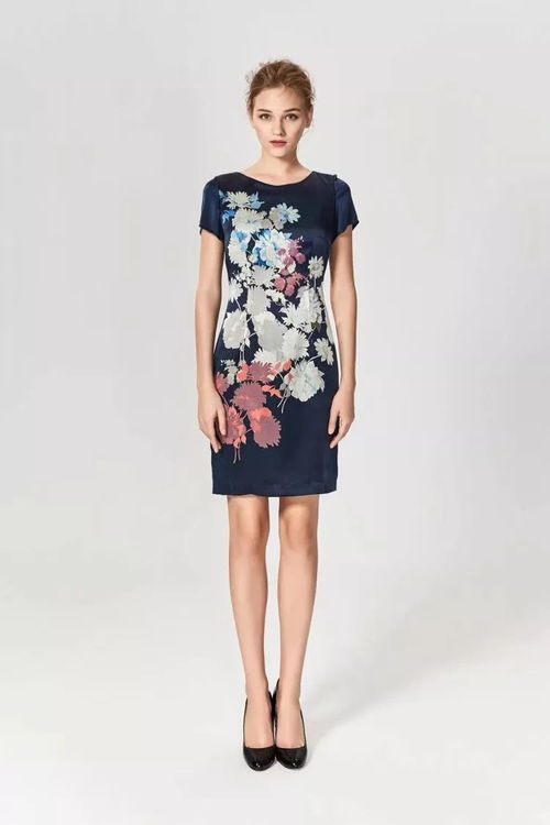 唐百二層精品女裝蒙迪愛爾專柜 端午佳節(jié)獻(xiàn)祝福，時(shí)尚服飾添風(fēng)采